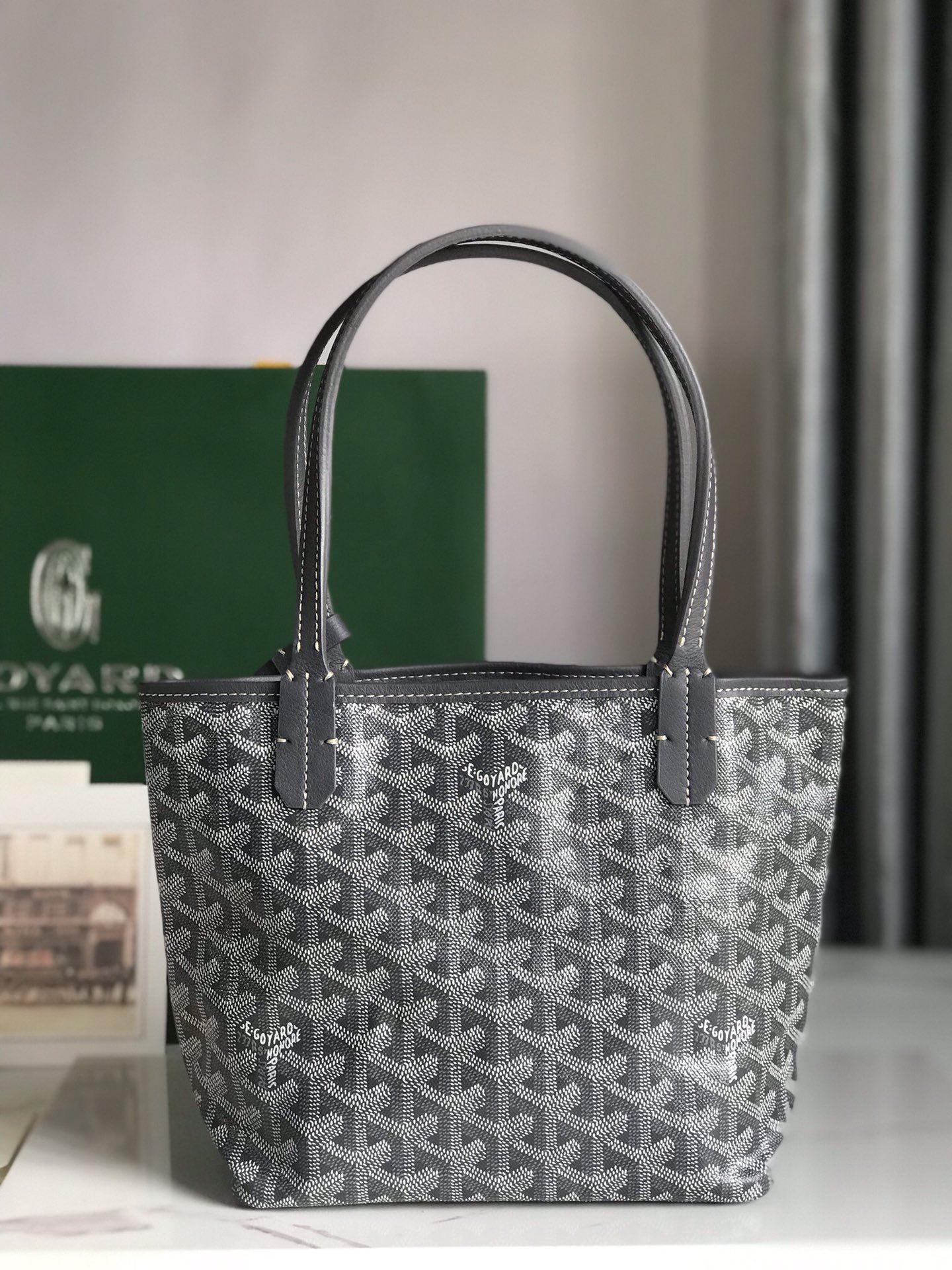 Goyard Shopping Bags